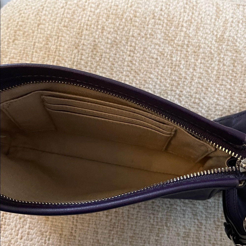 Coach Rare oversized Purple Leather Wristlet w tassles 8.5 x 5.5 x 2" - Picture 5 of 6